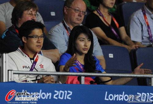 霍启刚郭晶晶视频,幸福生活引网友热议
