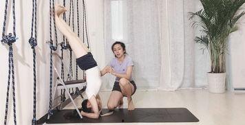 头倒立的技巧视频,跟随视频轻松入门