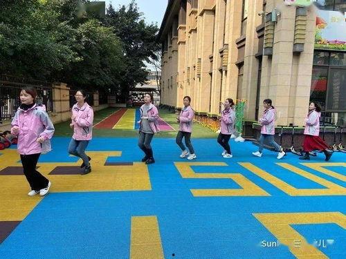 爱上幼儿园早操视频,跟随爱上幼儿园的节奏舞动童年