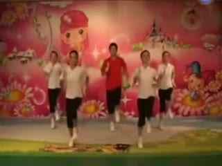 爱上幼儿园早操视频,跟随爱上幼儿园的节奏舞动童年